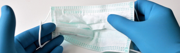 Роструд разъяснил отдельные вопросы, связанные с необходимостью ношения работниками масок и перчаток